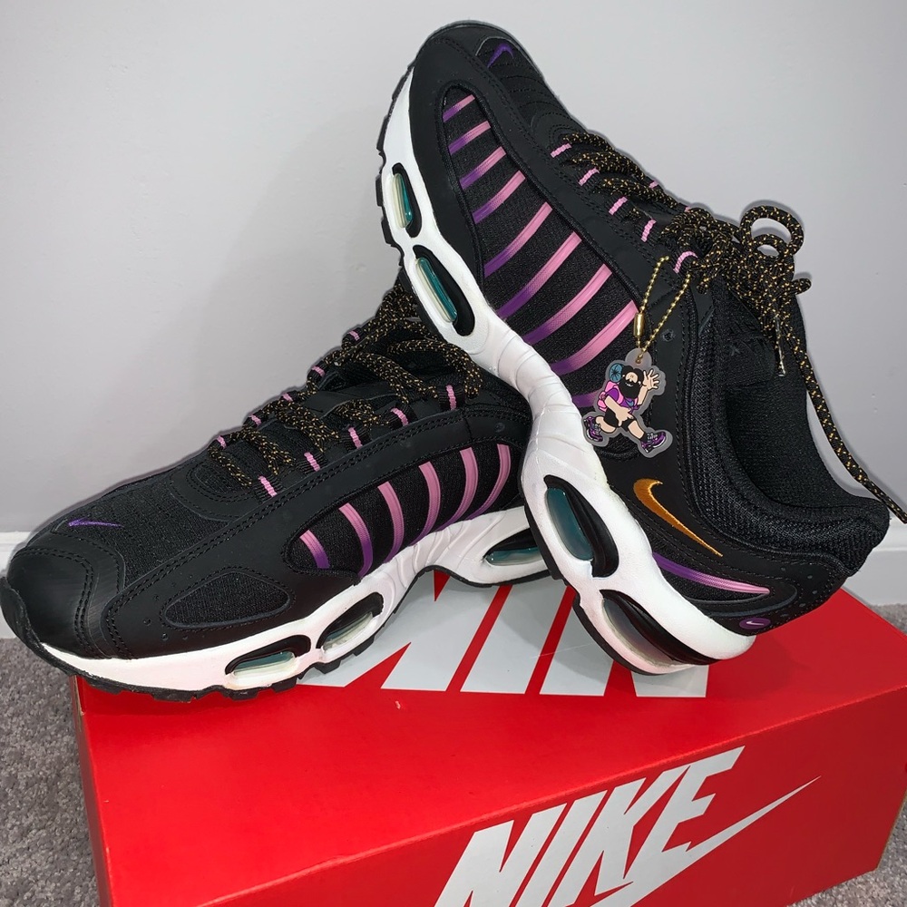 Nike Air Max Tailwind IV Men’s 9